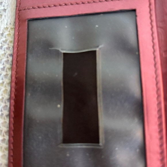 Gucci Pink Metallic Leather Wallet - Picture 3 of 7